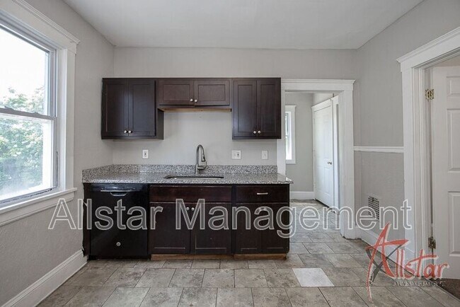 Building Photo - 2086 W 104th St