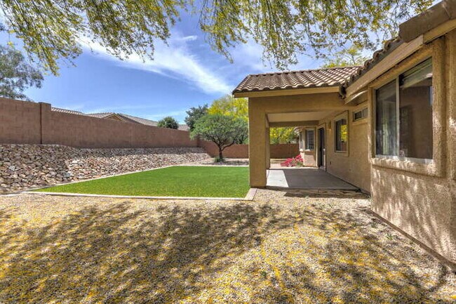 Building Photo - Madera Highlands