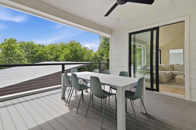 Building Photo - 201 Kahana Ln