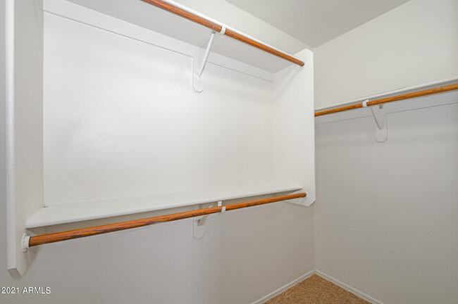 Building Photo - 961 S 223rd Dr