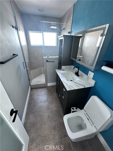 Building Photo - 5133 Hedda St