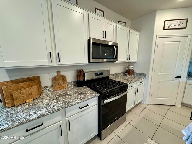 Building Photo - 25277 N 155th Dr