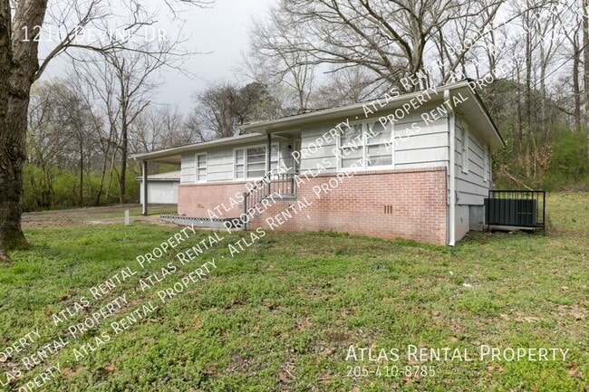 Building Photo - 1216 Devine Dr