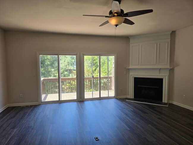 Building Photo - 802 Sutter Gate Ln