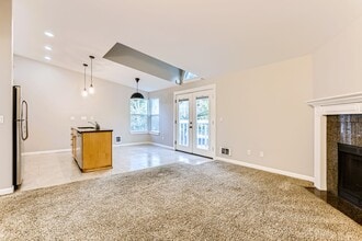 Building Photo - AVAILABLE AUGUST 1, 2026 >> Stunning 2BR/2BA Condo For Rent in Bellevue!! W/S/G Included!!!