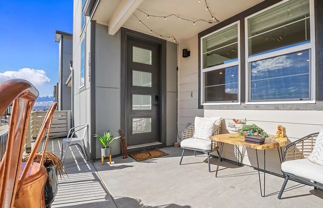 Building Photo - 1613 Rose Quartz Hts