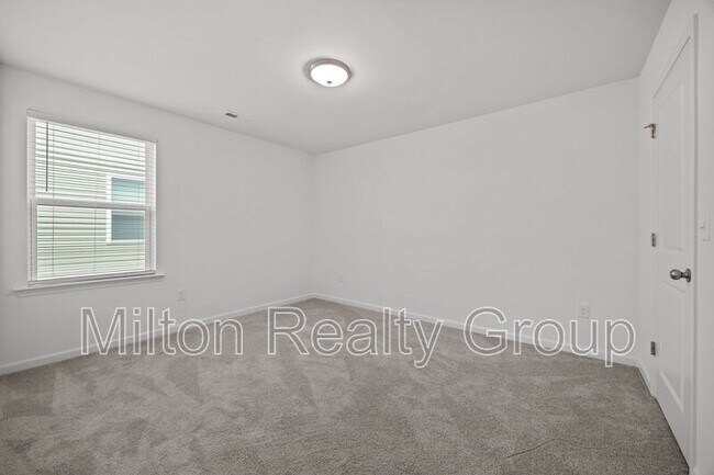 Building Photo - 248 Horseshoe Pl
