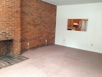 Building Photo - 104 S 18th St