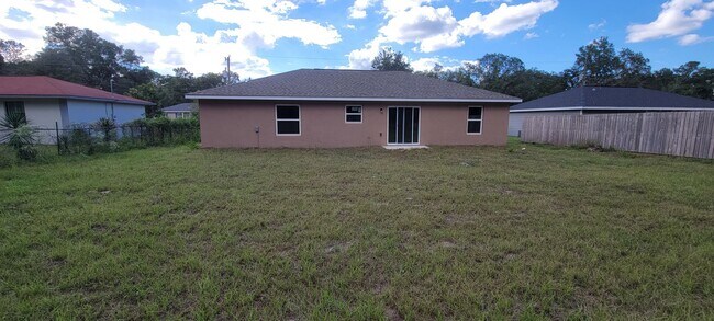 Building Photo - 3/2 Home No HOA Located In Ocala