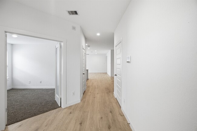Building Photo - 31814 Hallington Hl Ln