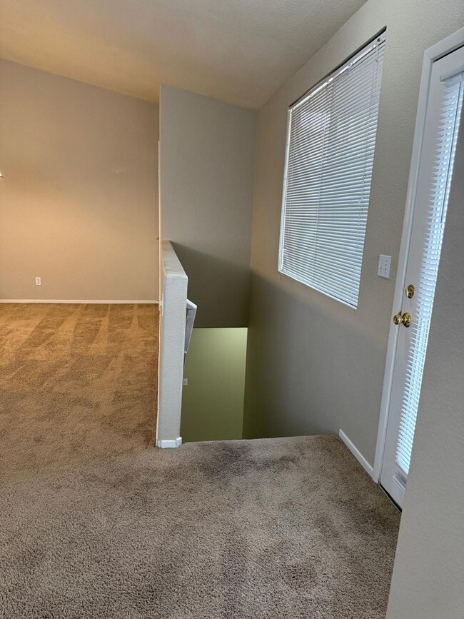 Building Photo - Two Bedroom  - Two Bathroom with attached Garage Ready For Move In