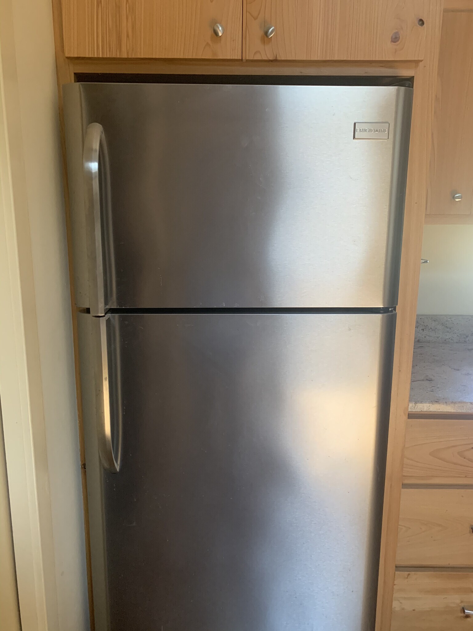 New refrigerator - 7098 FERRY Rd