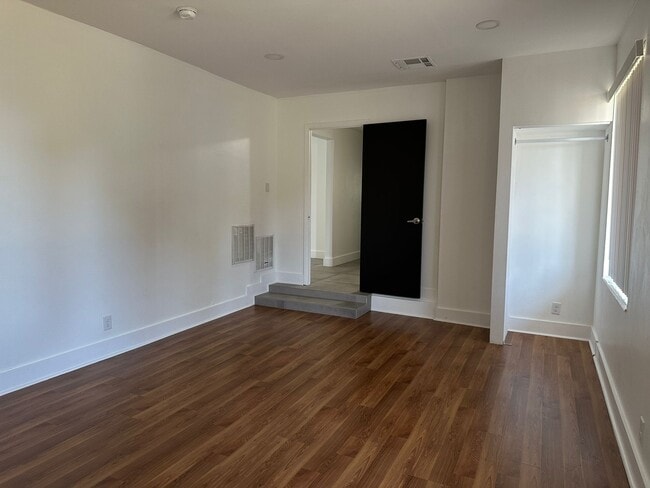 Building Photo - 4407 Arthur St