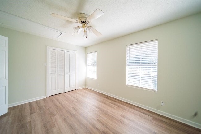 Building Photo - 5400 Sheldon St