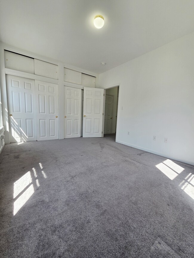 Building Photo - 21 S 4th St