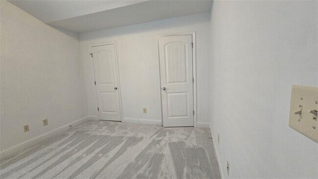 Building Photo - 2275 Copper Trail Ln NE
