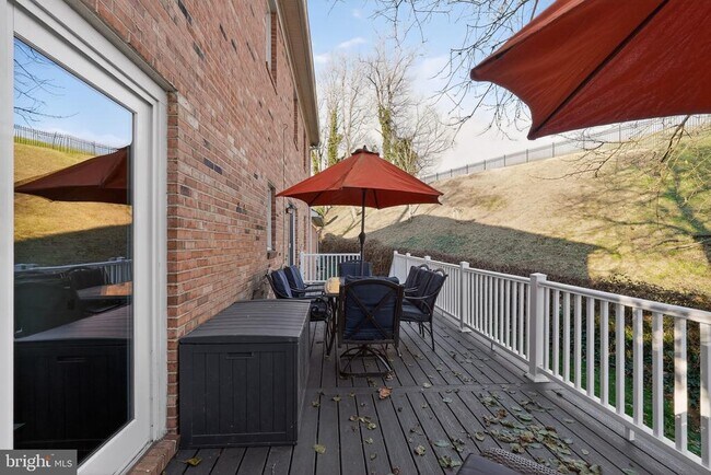 Building Photo - 1905 47th St NW