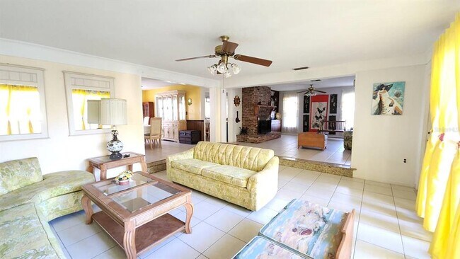 Building Photo - 2405 Neptune Rd