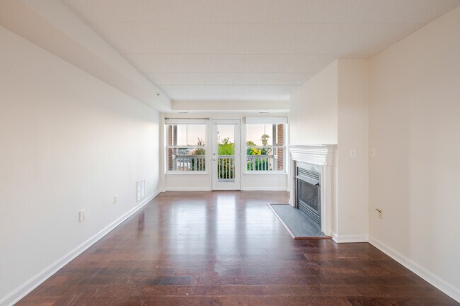 Building Photo - 2605 Douglass Pl SE