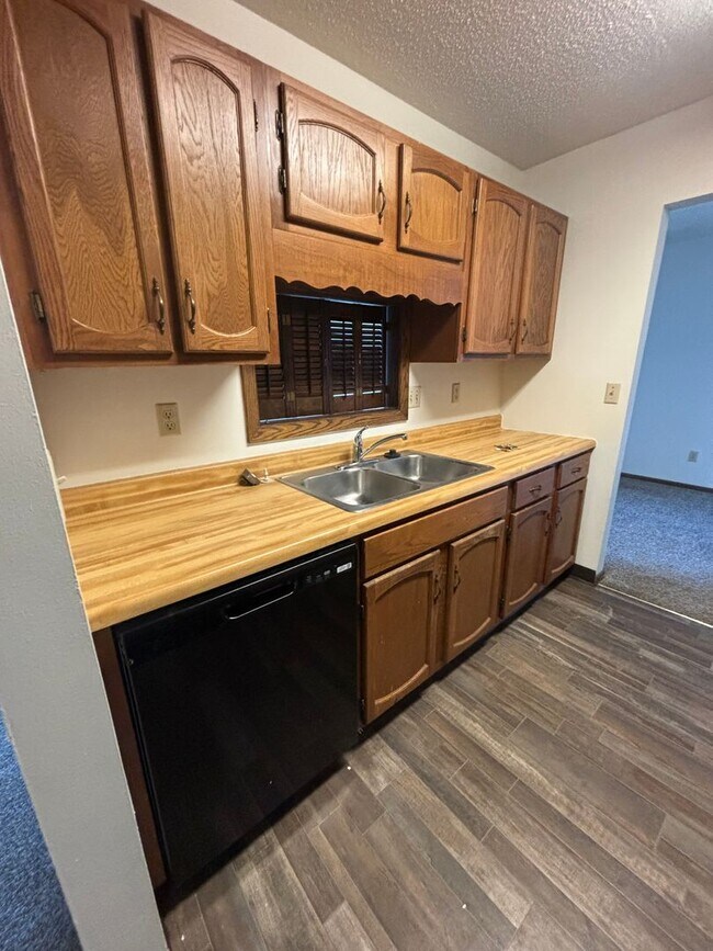 Interior Photo - MinDak