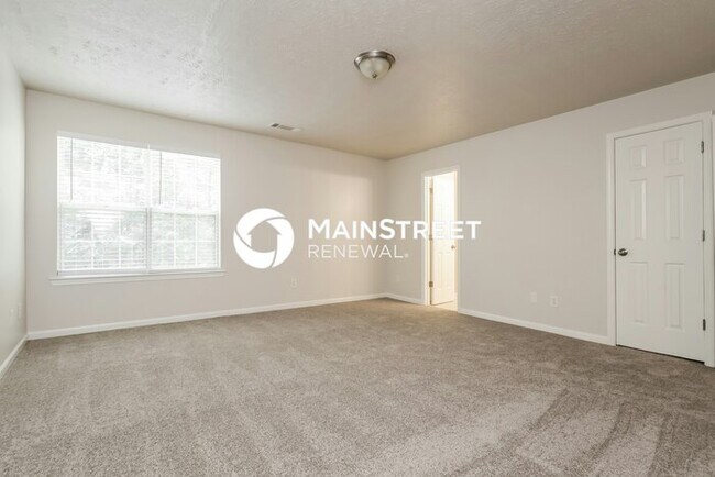 Building Photo - 4 Bedroom Pet-Friendly Home in McDonough, GA with Main Street Renewal