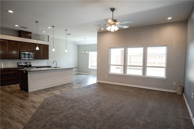 Building Photo - 7509 Miriam Vale Ct