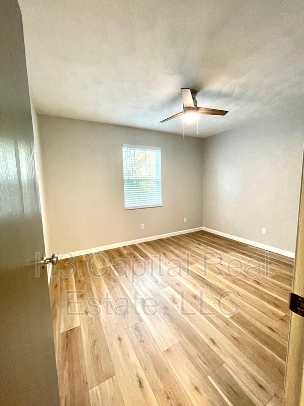 Building Photo - 130 Brookview Dr