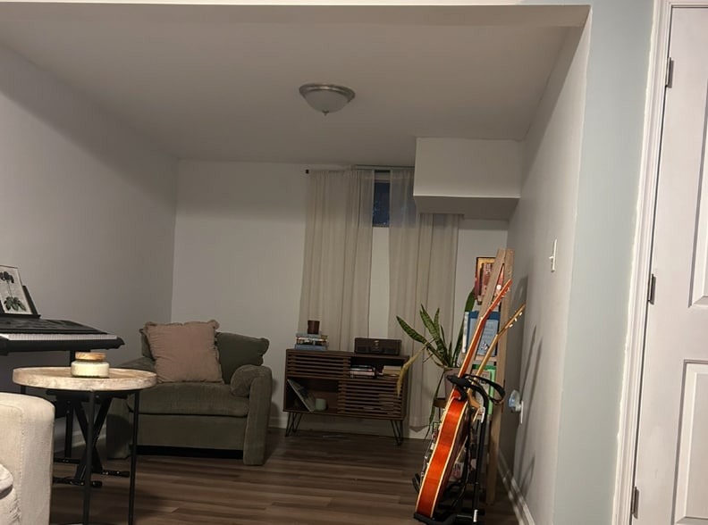 Building Photo - 382 Paul Dr