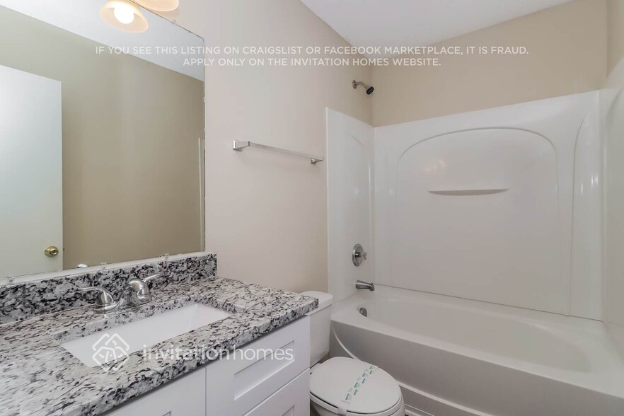 Building Photo - 1127 Ballina Way