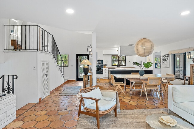 Building Photo - 1271 Morse Blvd