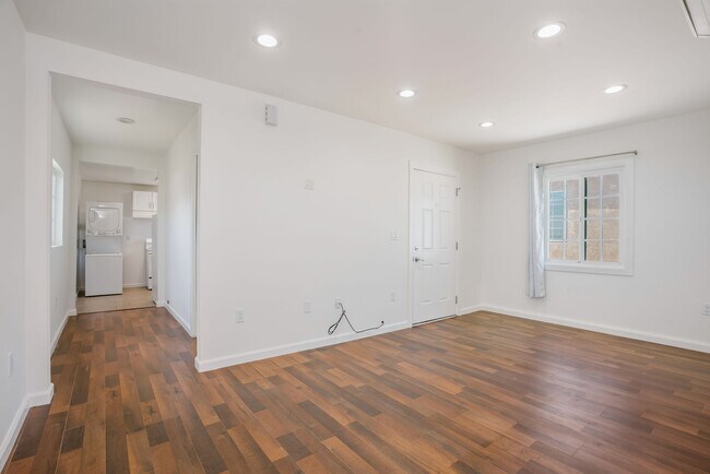 Building Photo - Acala Ave