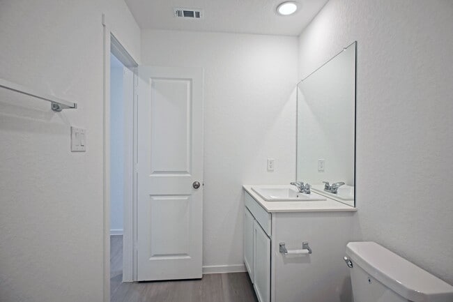 Building Photo - 14609 Mudstone Pl