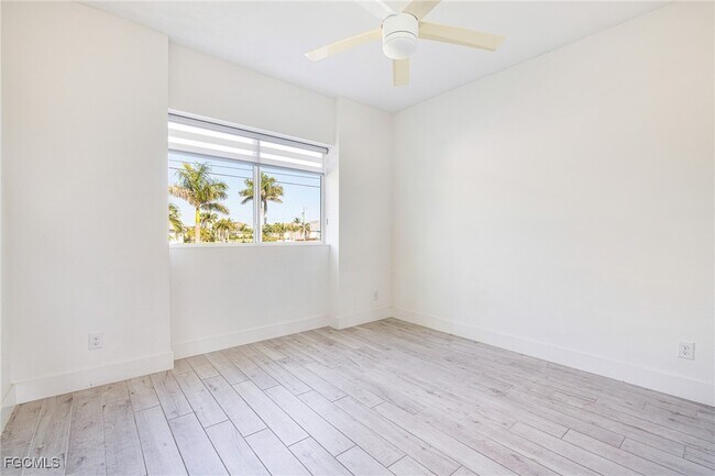 Building Photo - 4335 Sands Blvd