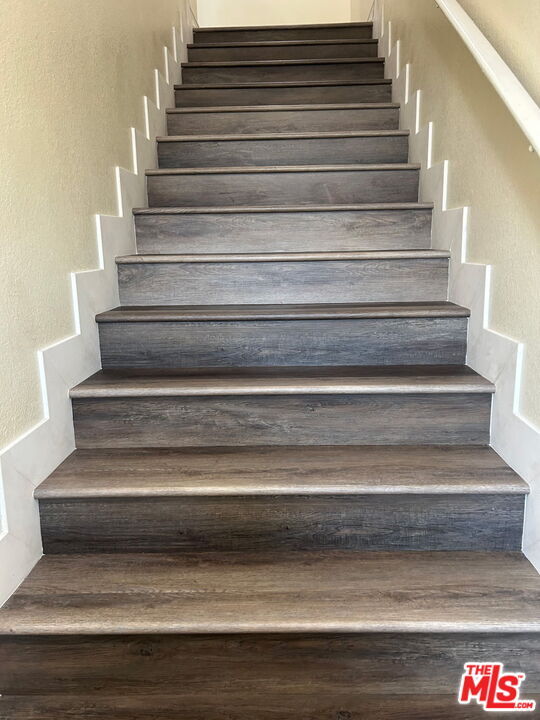 Building Photo - 136 W 97th St