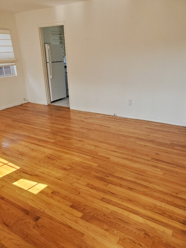 Building Photo - 2616 Grand Canal