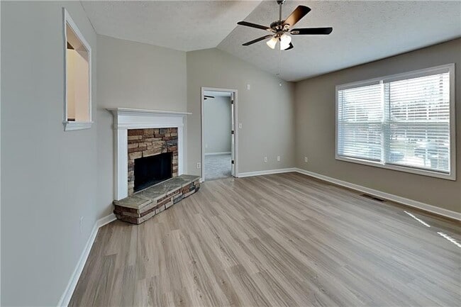 Building Photo - 178 Colton Dr