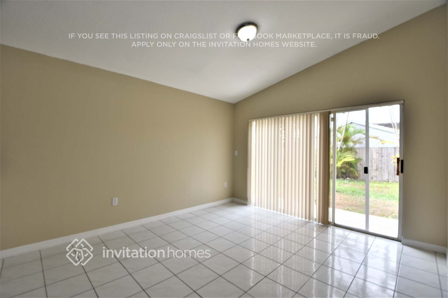 Building Photo - 17184 SW 143rd Pl