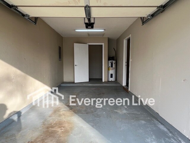 Building Photo - 105 Pembroke Ct