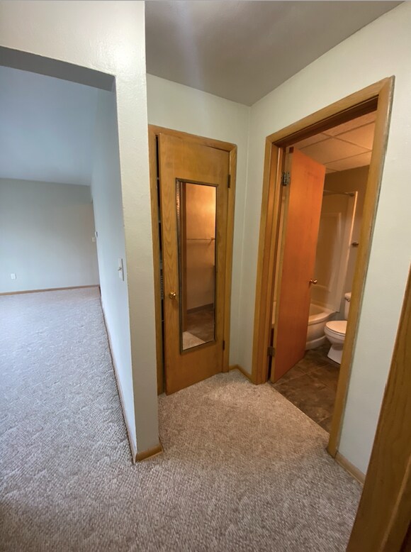 Building Photo - 1211-11 1/2 11 1/2 St N