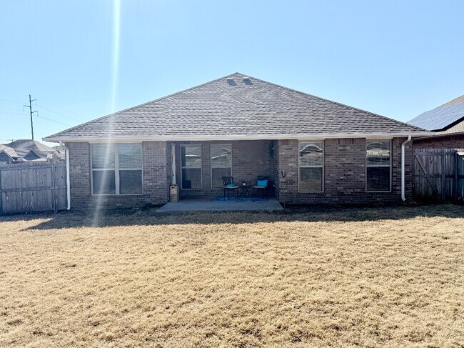 Building Photo - 9401 NW 87th St