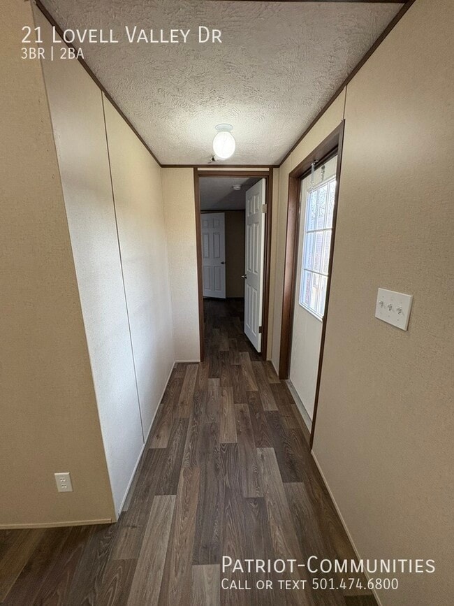 Building Photo - 21 Lovell Valley Dr