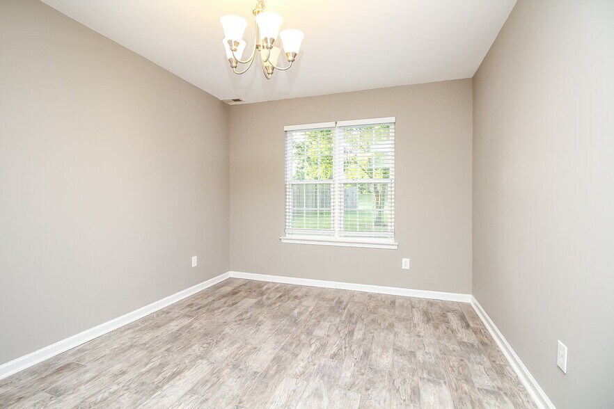 Building Photo - 1411 Weston Ln