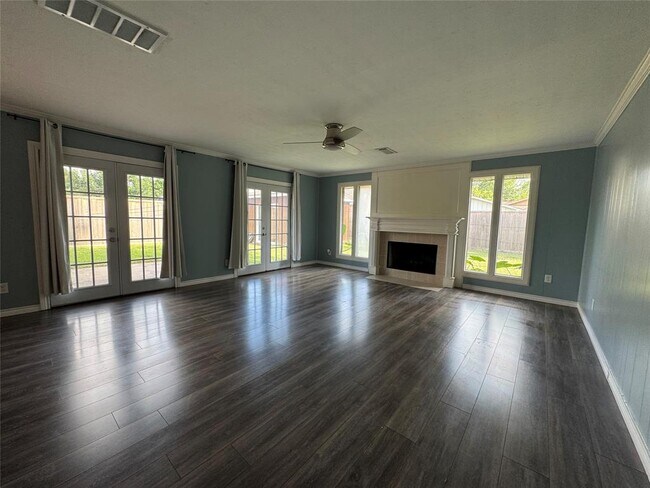 Building Photo - 4206 Gardendale Dr