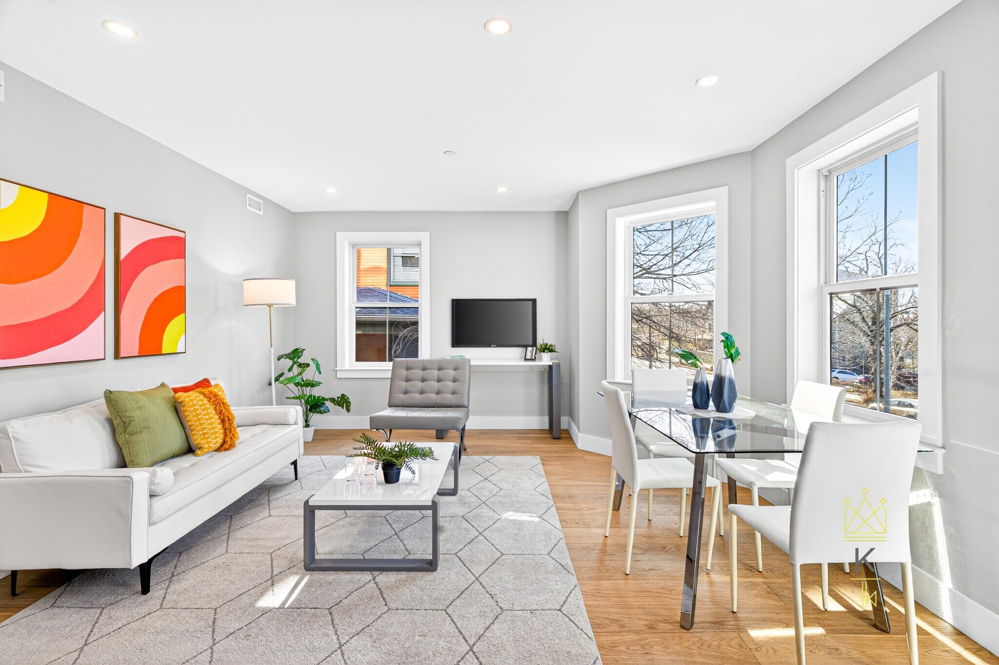 Building Photo - 584 Cambridge St