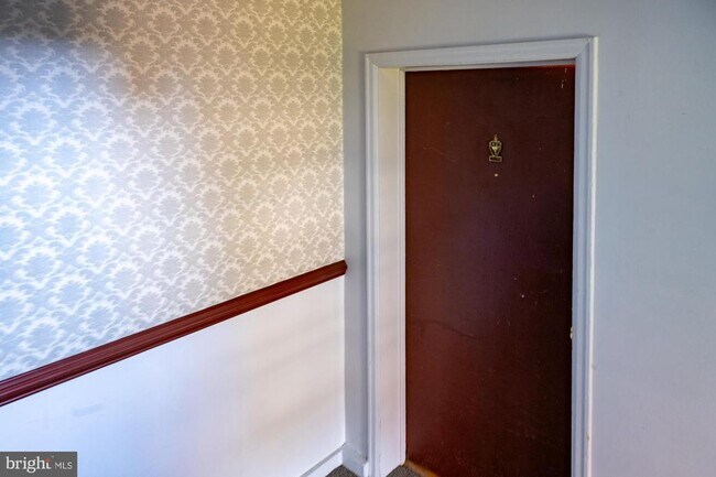 Building Photo - 6612 Wakefield Dr