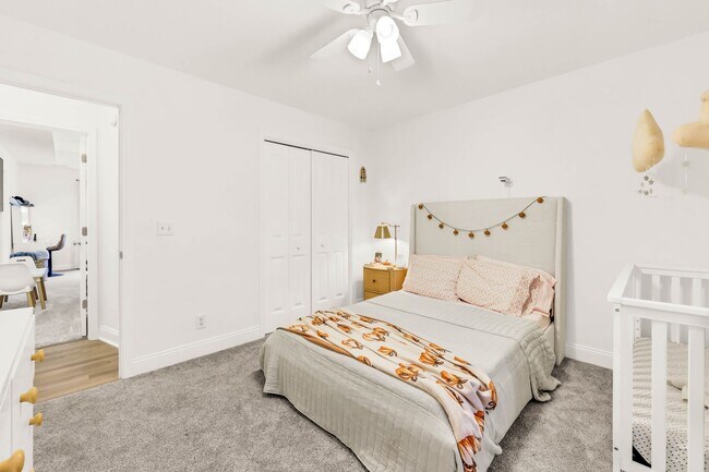 Building Photo - 1838 Patricia Dr