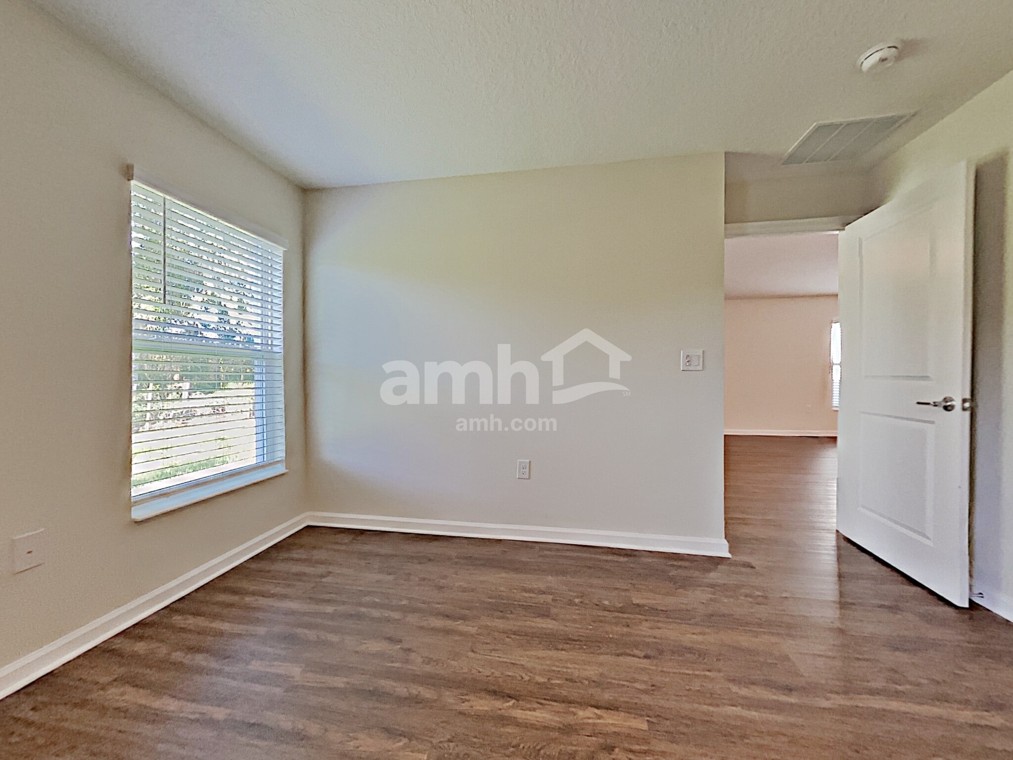 Building Photo - 4385 Seven Canyons Dr