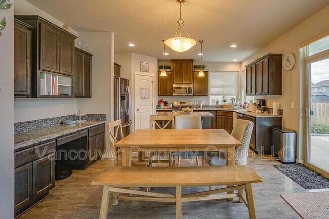 Building Photo - 14303 NE 107th St