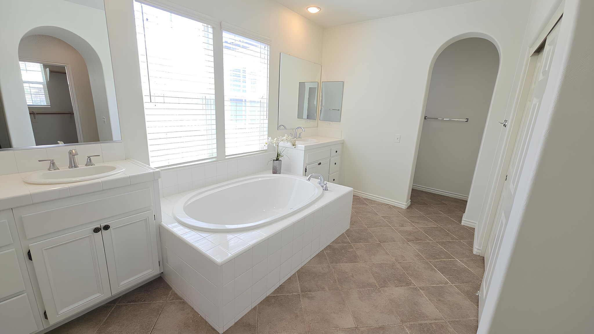 Master Bathroom - 4317 Palazzo Ln