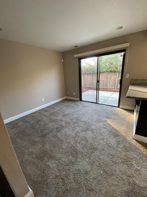 Building Photo - 555 Lighthouse Dr